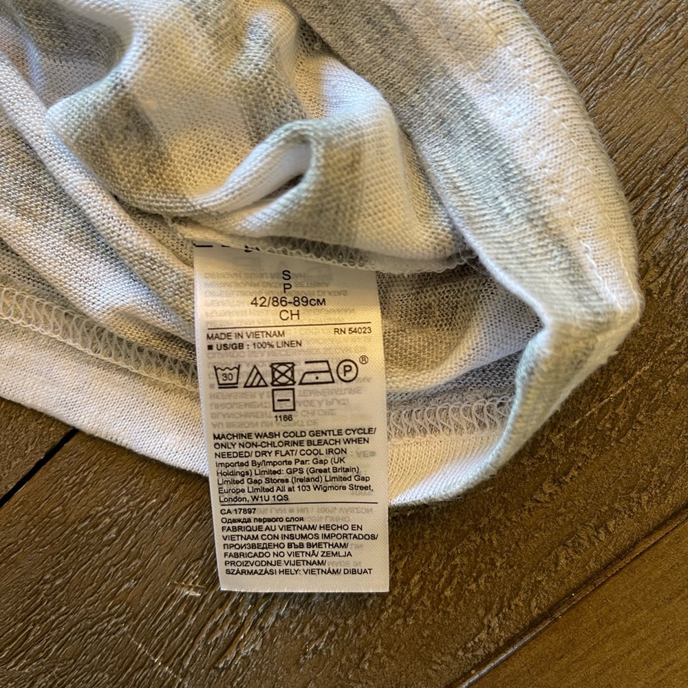 NWT Banana Republic Linen tank - Picture 4 of 7